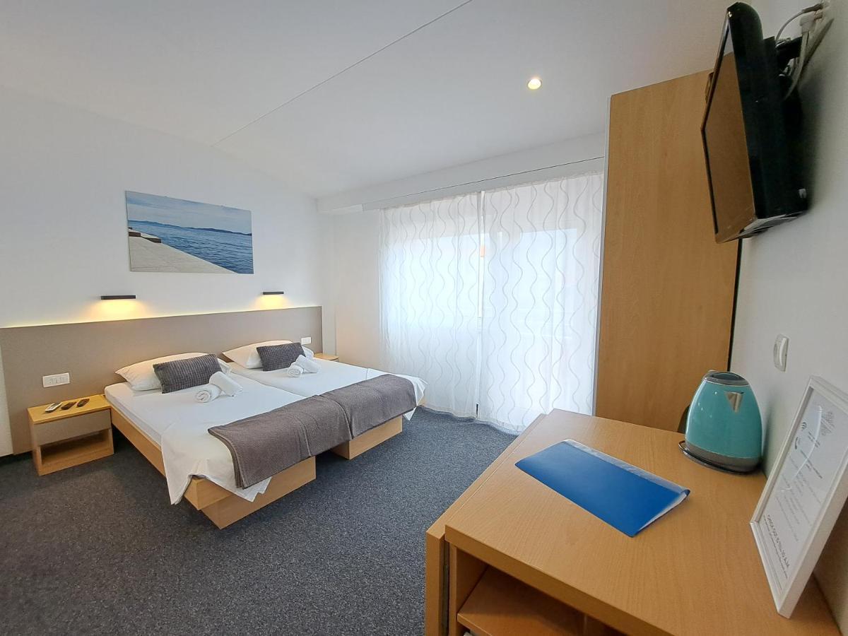 Rooms Zvonimir Stobreč Zewnętrze zdjęcie