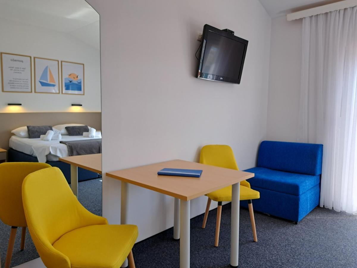 Rooms Zvonimir Stobreč Zewnętrze zdjęcie
