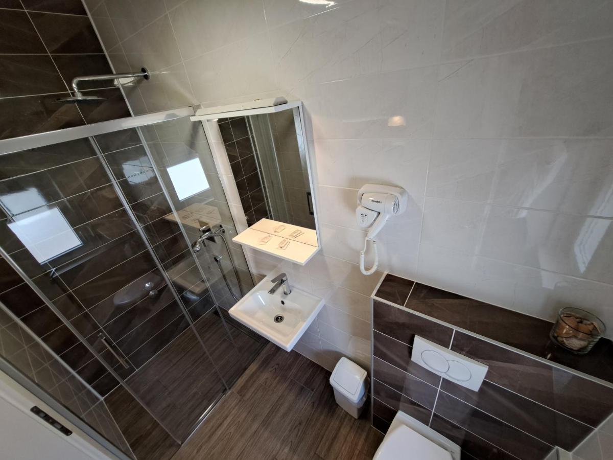 Rooms Zvonimir Stobreč Zewnętrze zdjęcie