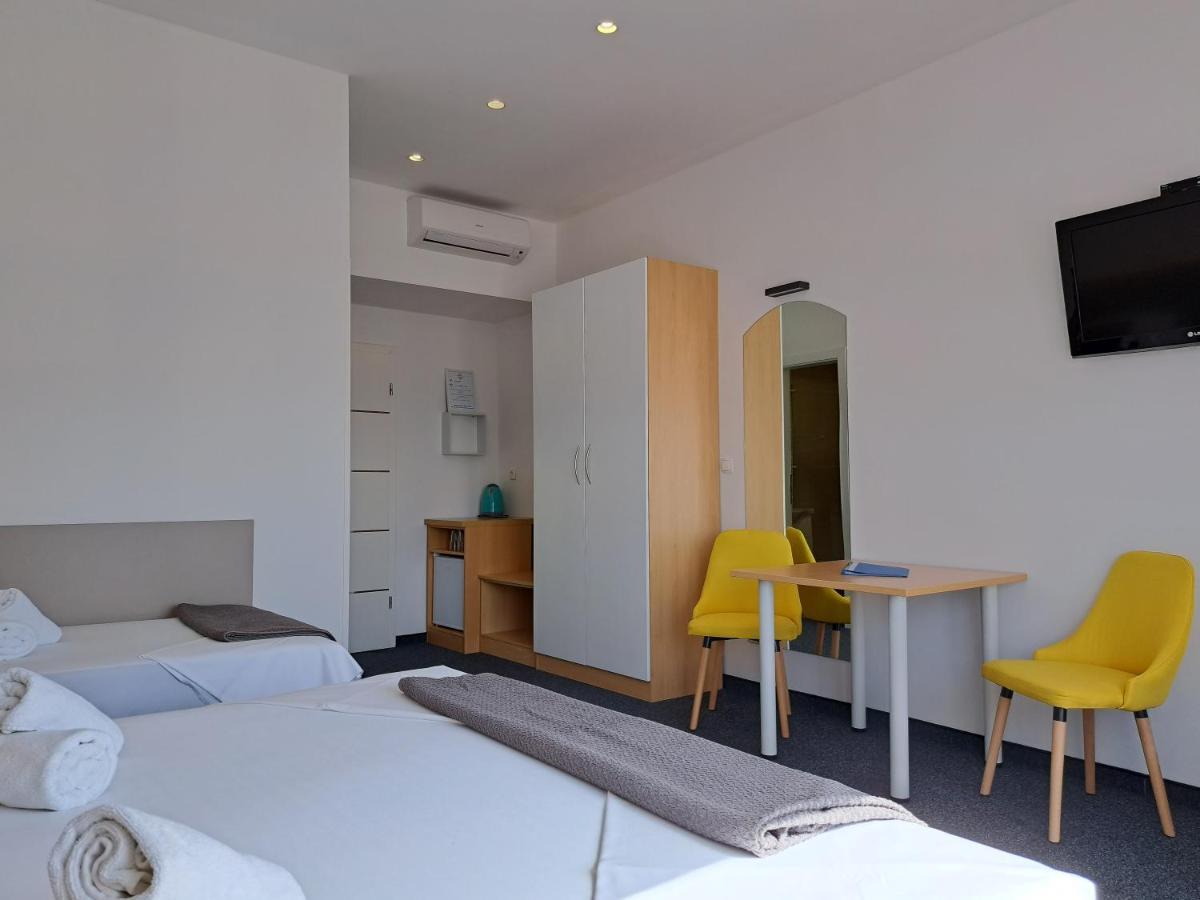 Rooms Zvonimir Stobreč Zewnętrze zdjęcie